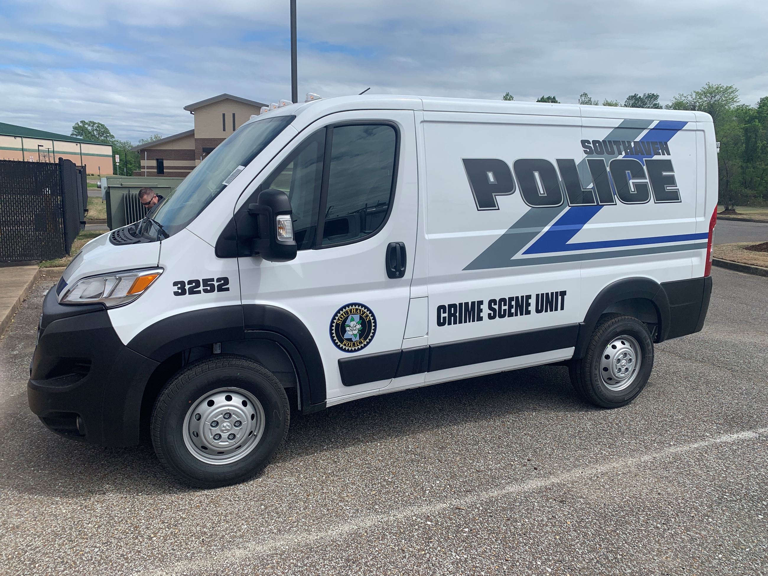 Crime Scene Unit van, vehicle number 3252